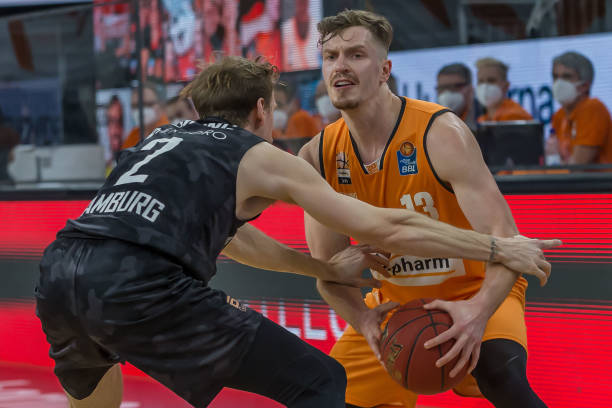 资本运作的 资本运作的